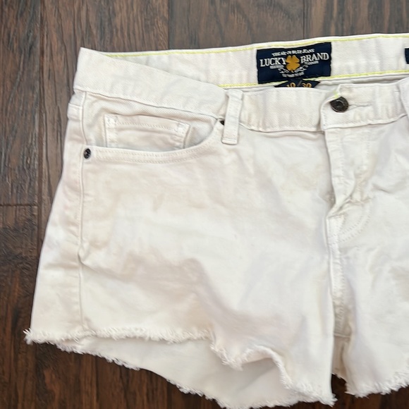 Lucky brand low rise white shorts - Picture 2 of 7